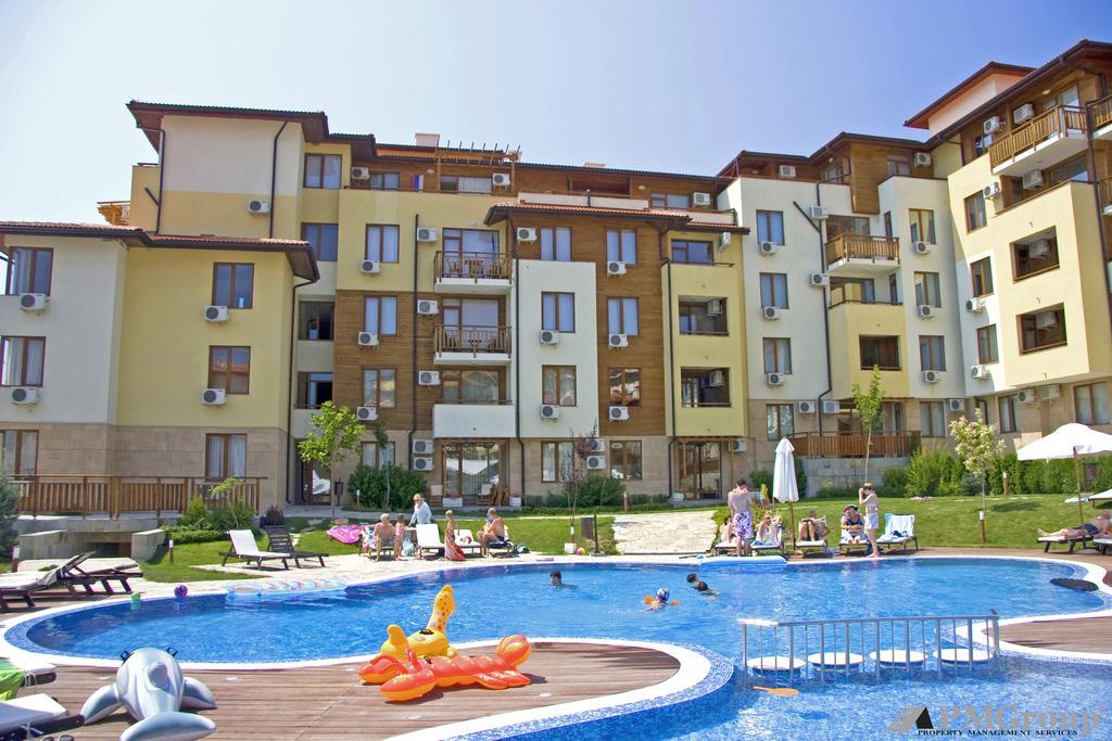 Garden Of Eden Pmg Apartments Sveti Vlas Exterior photo